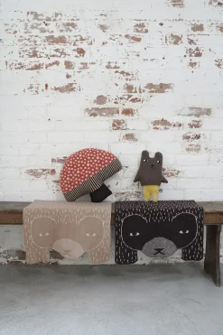 Scarves + Shawls^Donna Wilson Bear Shawl - Brown