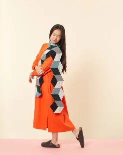 Scarves + Shawls^Donna Wilson Cube Scarf - Black