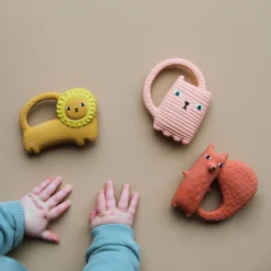 Teethers & Bath Toys^Donna Wilson Ginge Cat Teether - Oli & Carol X