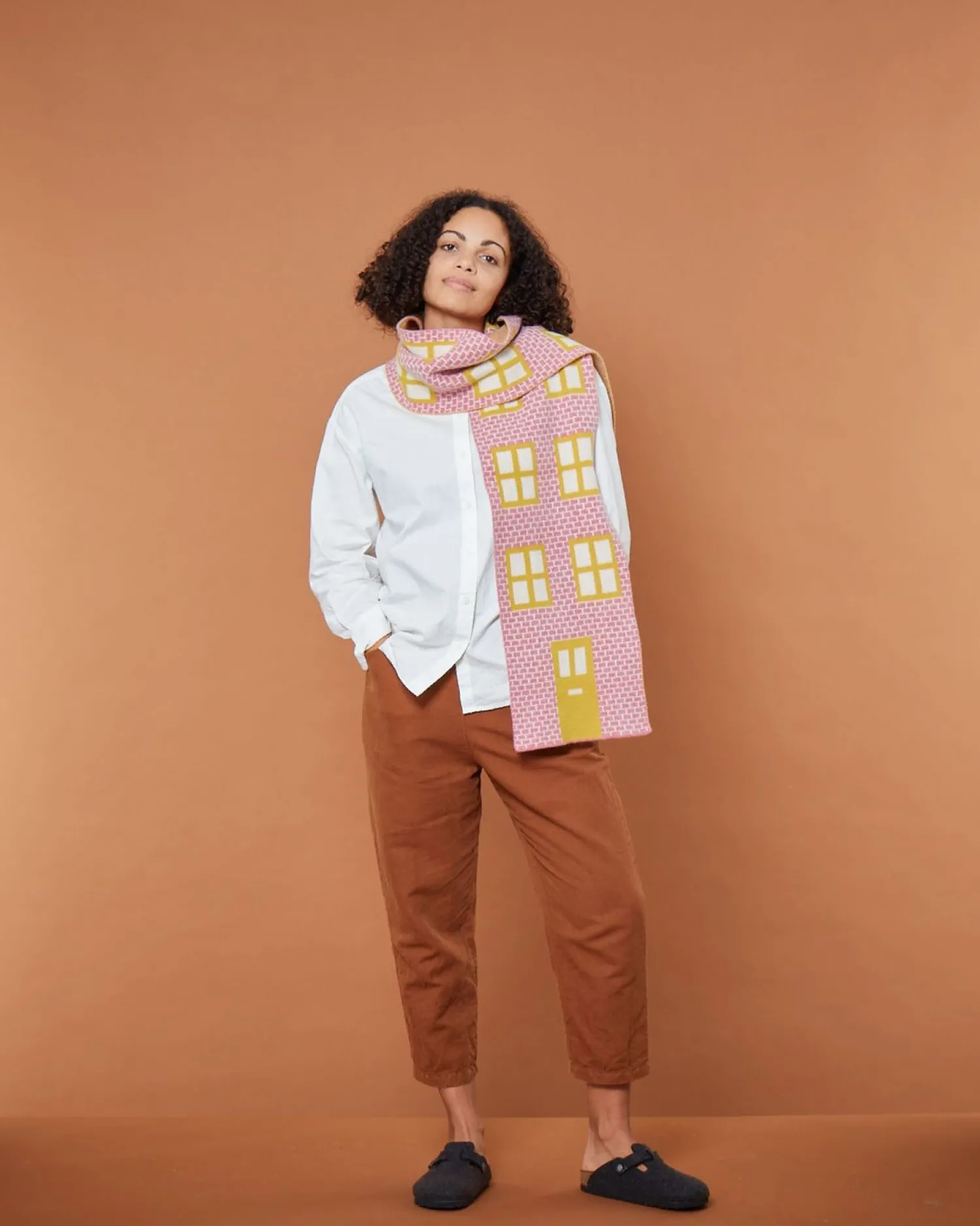 Scarves + Shawls^Donna Wilson House Shaped Scarf - Nougat