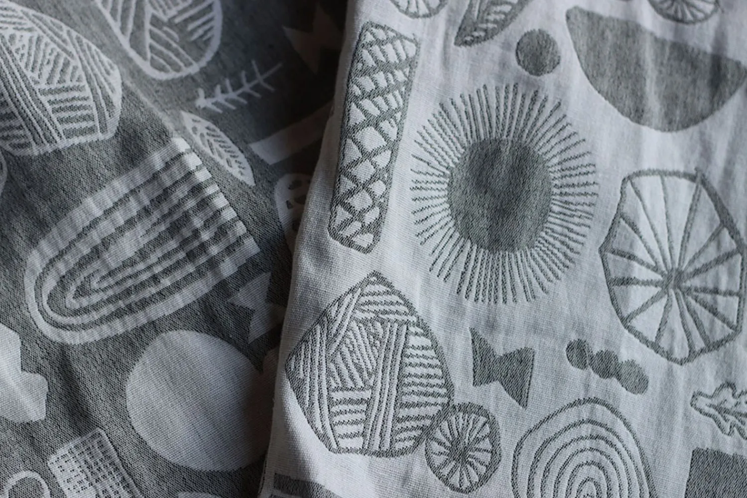 Cushions^Donna Wilson Mudlark Woven Cushion